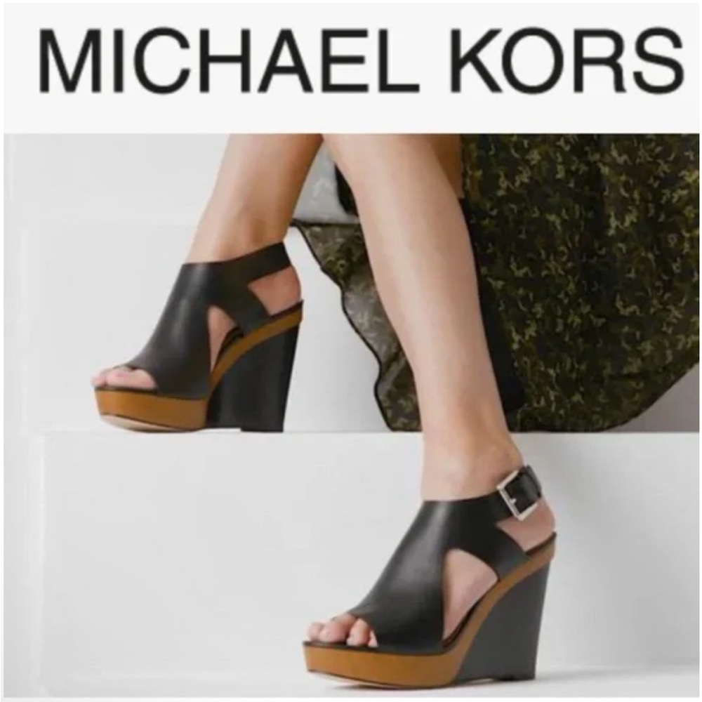 🆕 Michael Kors Black and Tan Josephine Leather Wedge Sandals, 7